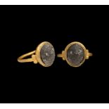 Roman Gold Ring with Cabochon