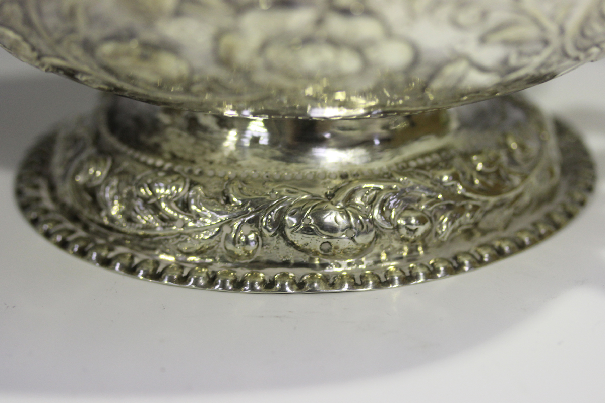 A 19th century Continental silver oval bowl, the body decorated in relief with a band of flowers and - Image 5 of 6
