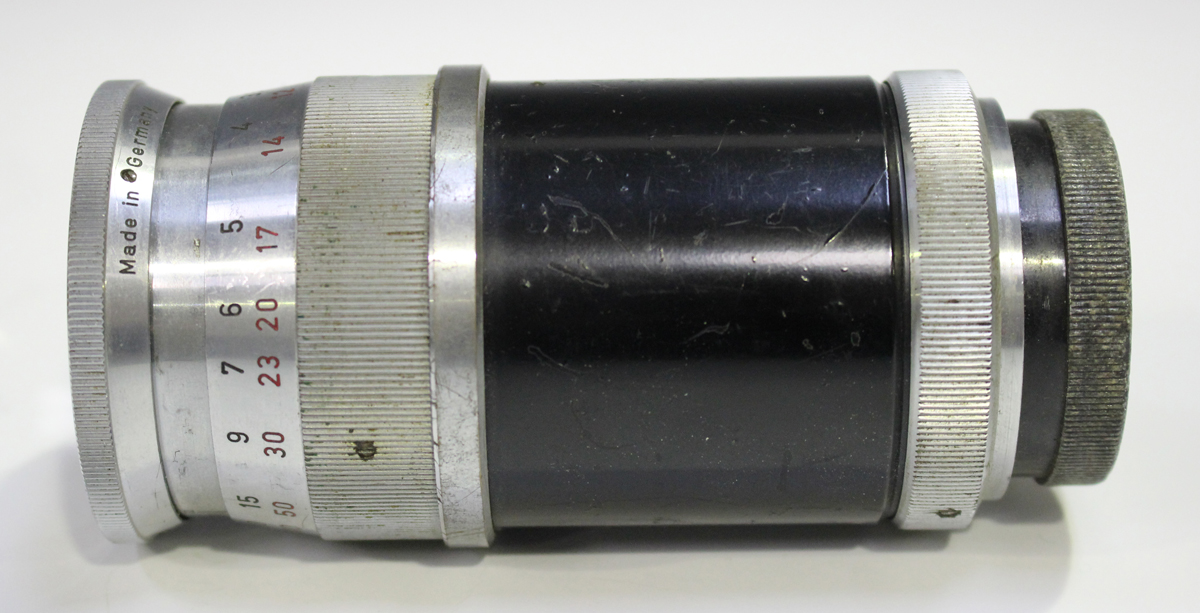 A group of camera lenses, comprising a Schneider-Kreuznach Tele-Xenar 1:5.5/180 lens, No. 3520630, a - Image 4 of 13
