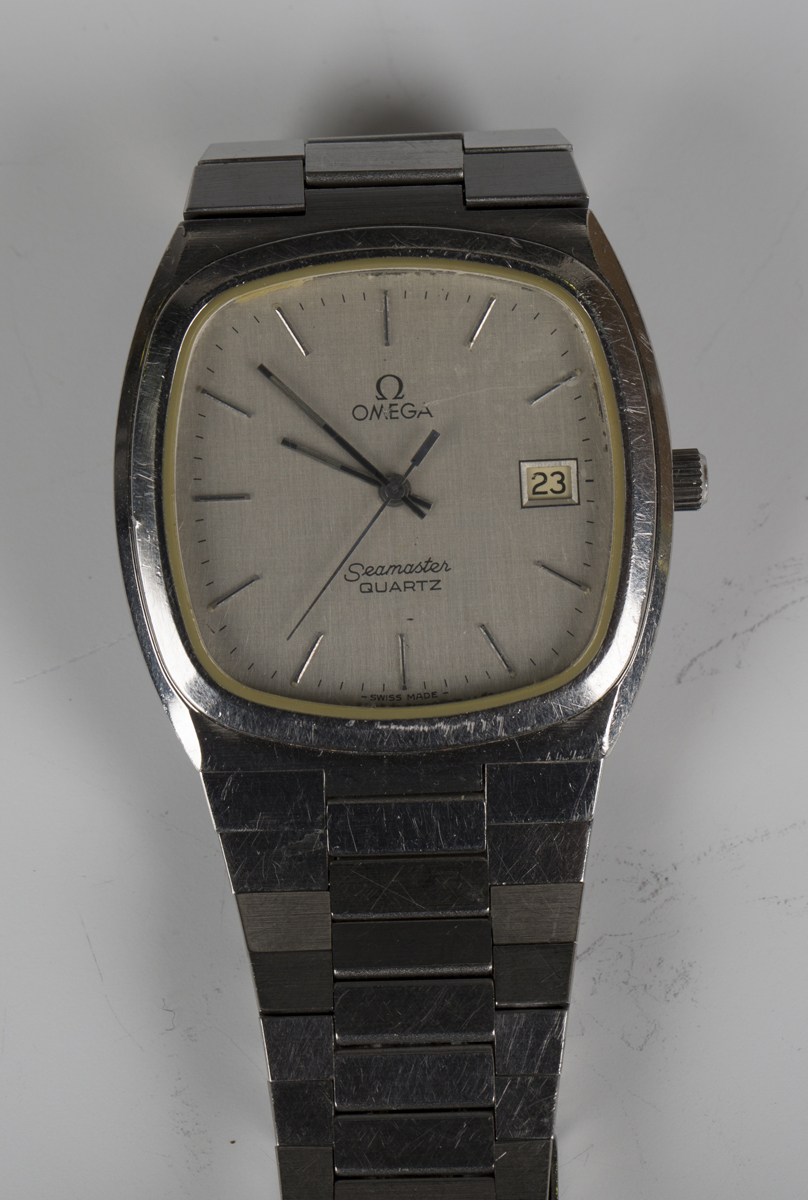 An Omega Seamaster Quartz steel cased gentleman's bracelet wristwatch, the signed cushion shaped - Image 6 of 6