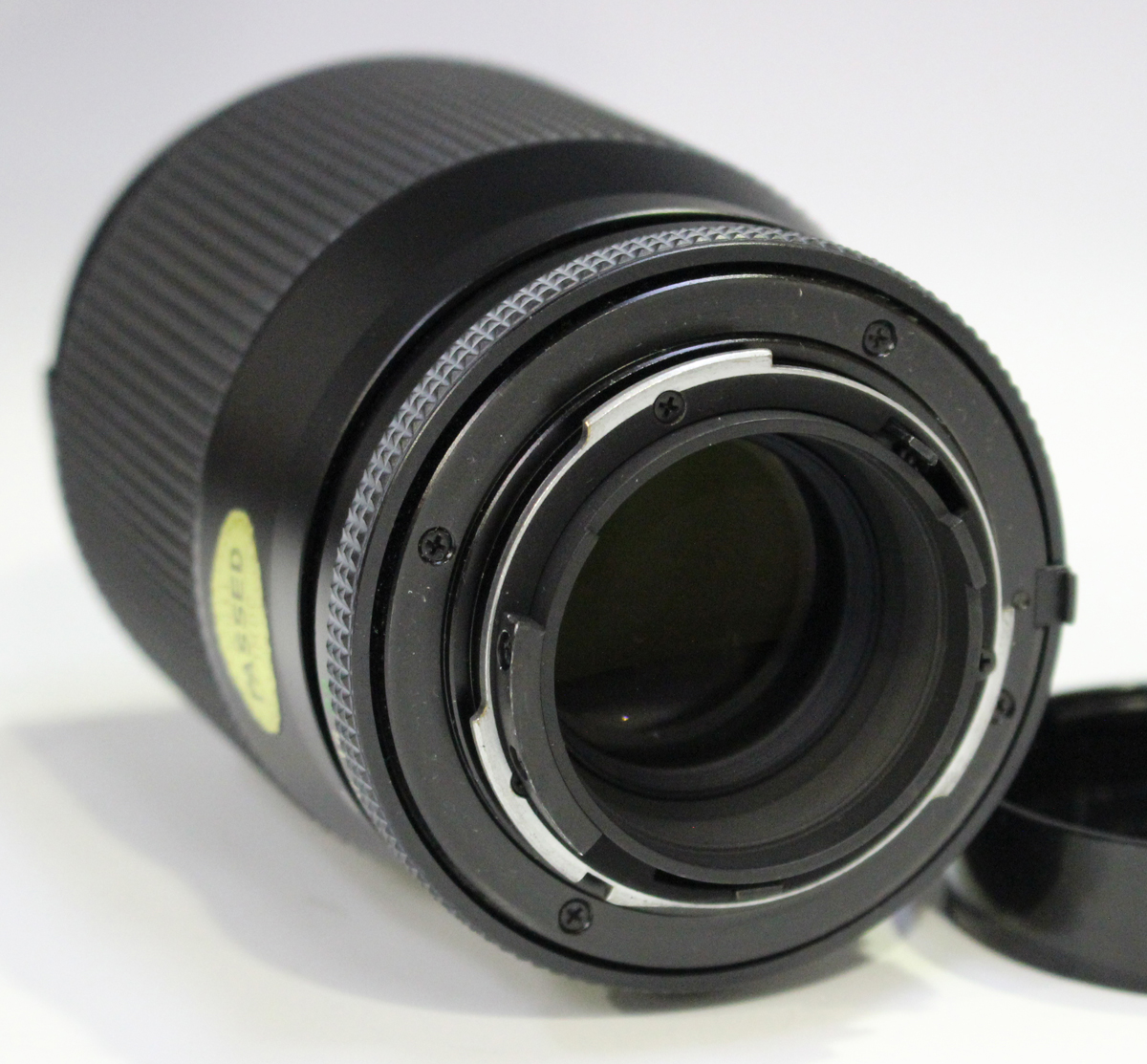 A group of camera lenses, comprising a Schneider-Kreuznach Tele-Xenar 1:5.5/180 lens, No. 3520630, a - Image 9 of 13