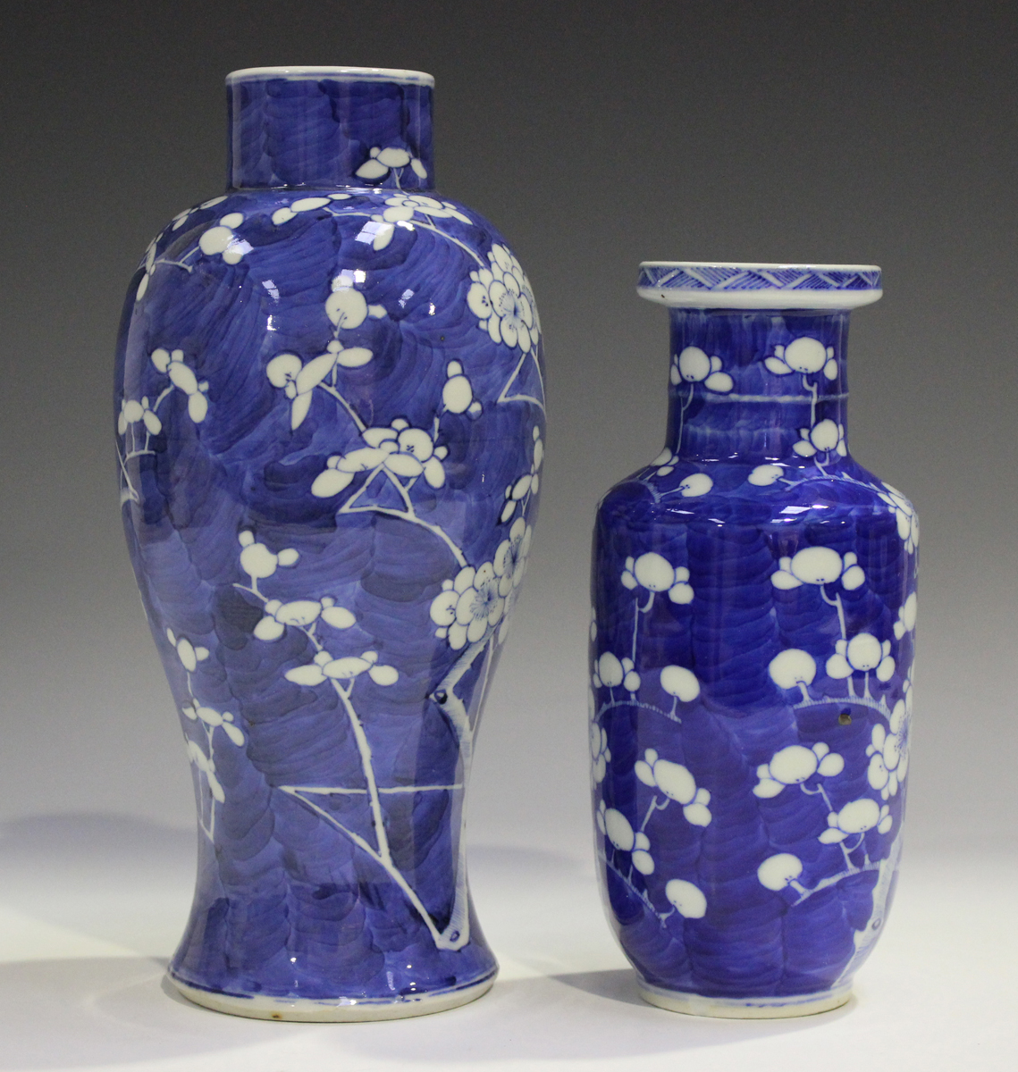 A Chinese blue and white porcelain vase, mark of Kangxi but late 19th century, the baluster body - Image 11 of 11