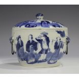 A Chinese blue and white porcelain jar and cover, early 20th century, the cover and sides painted