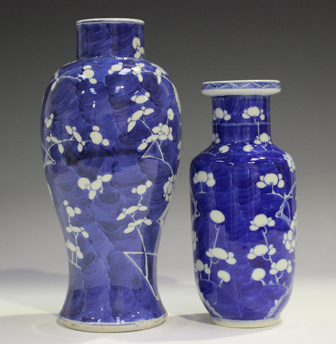 A Chinese blue and white porcelain vase, mark of Kangxi but late 19th century, the baluster body - Image 9 of 11