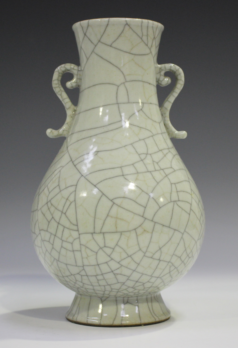 A Chinese Guan-type crackle glazed stoneware vase, probably 20th century, the pear-shaped body - Image 9 of 10