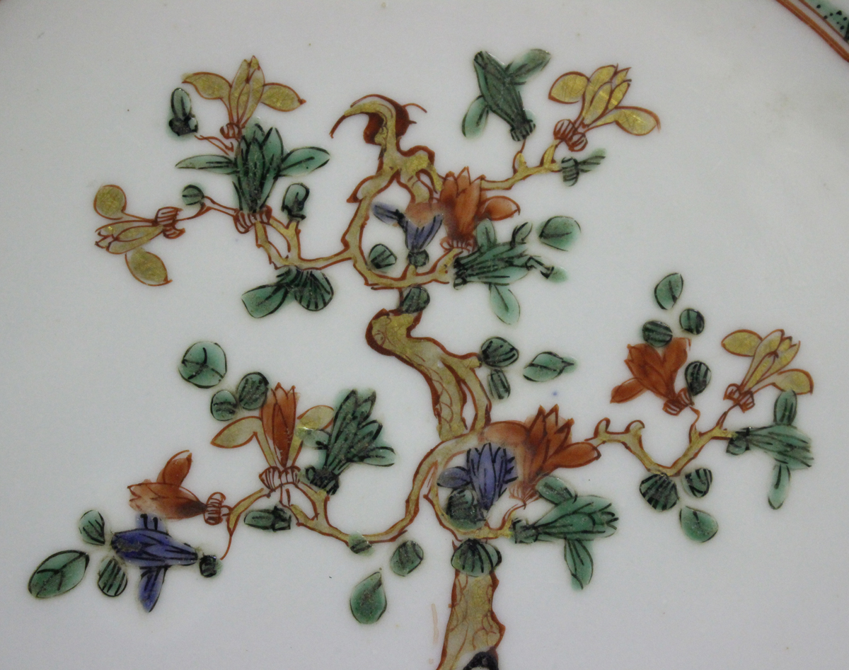 A Chinese famille verte porcelain plate, Kangxi period, the centre painted and gilt with a - Image 7 of 7