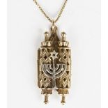 A 9ct gold Torah scroll holder charm, weight 7.1g, length 4cm, with a gold box link neckchain,