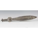 A rare First World War period Royal Welsh Fusiliers trench-raider's sword or 'The Welsh Knife', with