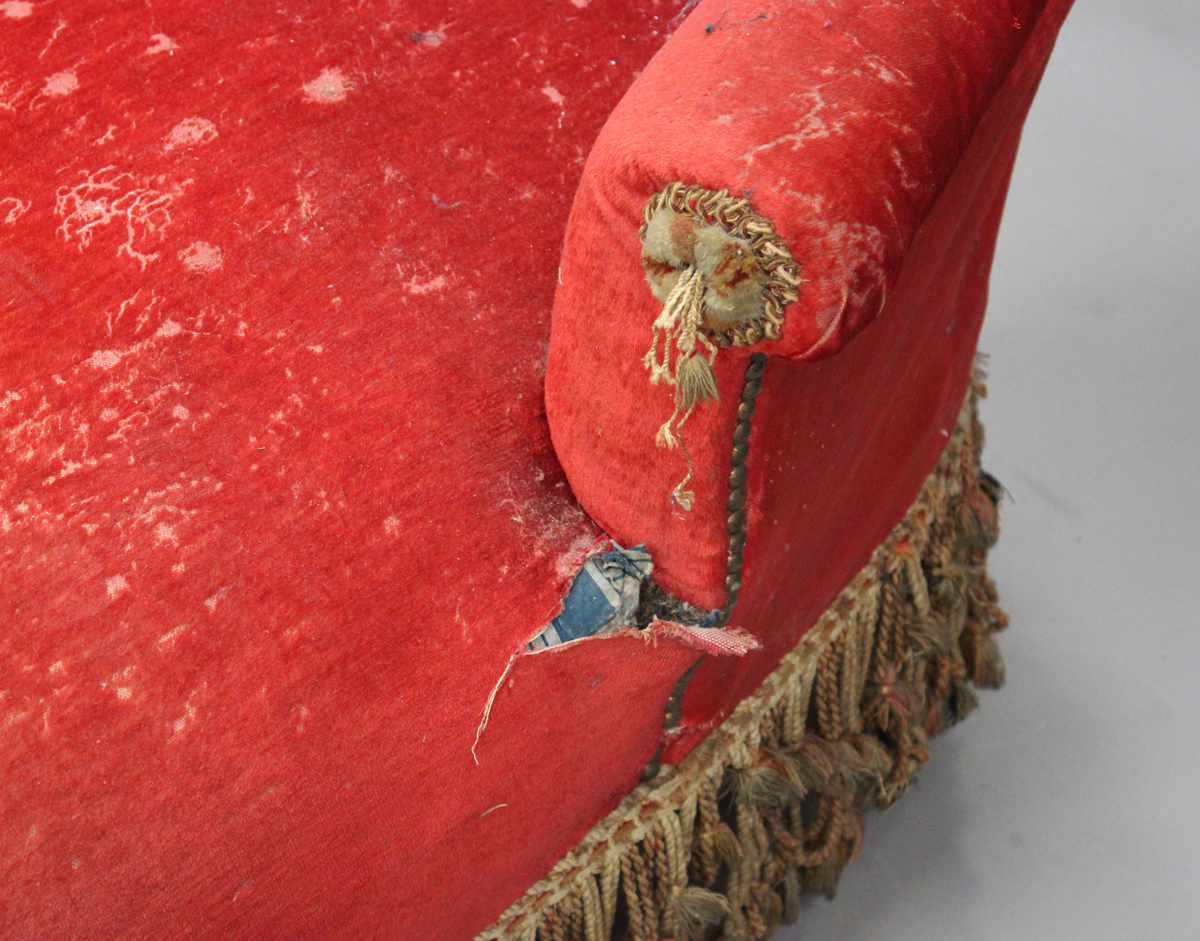 A late Victorian tub back daybed, upholstered in crimson velvet, raised on shaped legs, height 95cm, - Image 4 of 6