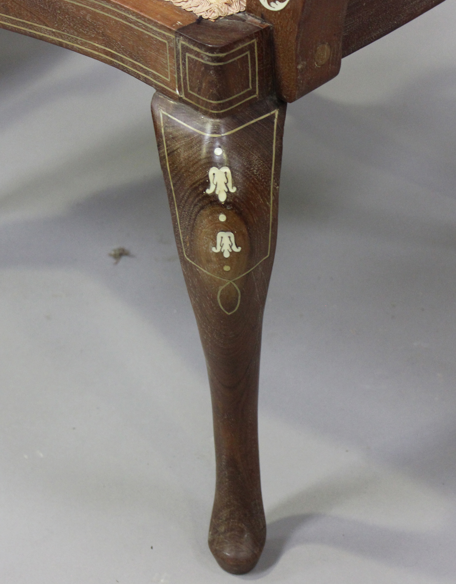 A pair of Edwardian Neoclassical Revival mahogany pierced fan back salon chairs with profusely - Image 8 of 11