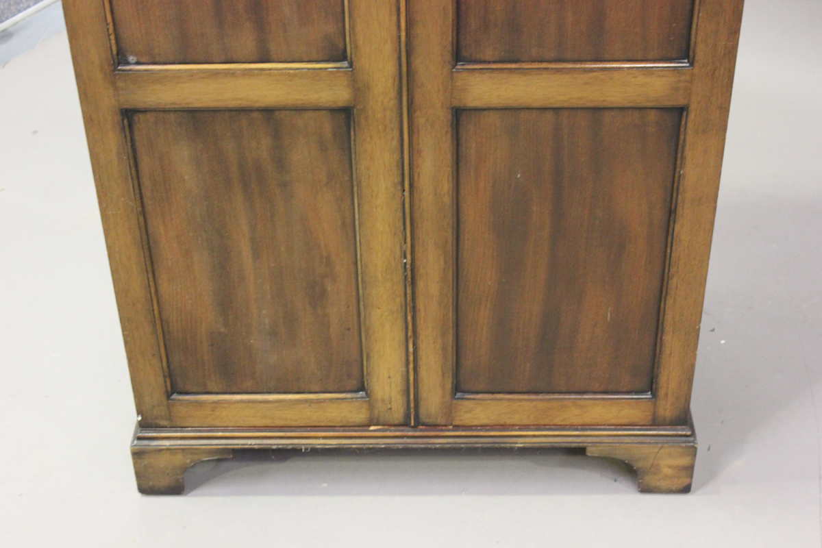 A mid-20th century mahogany two-door wardrobe, on bracket feet, height 175cm, width 83cm, depth - Image 4 of 5