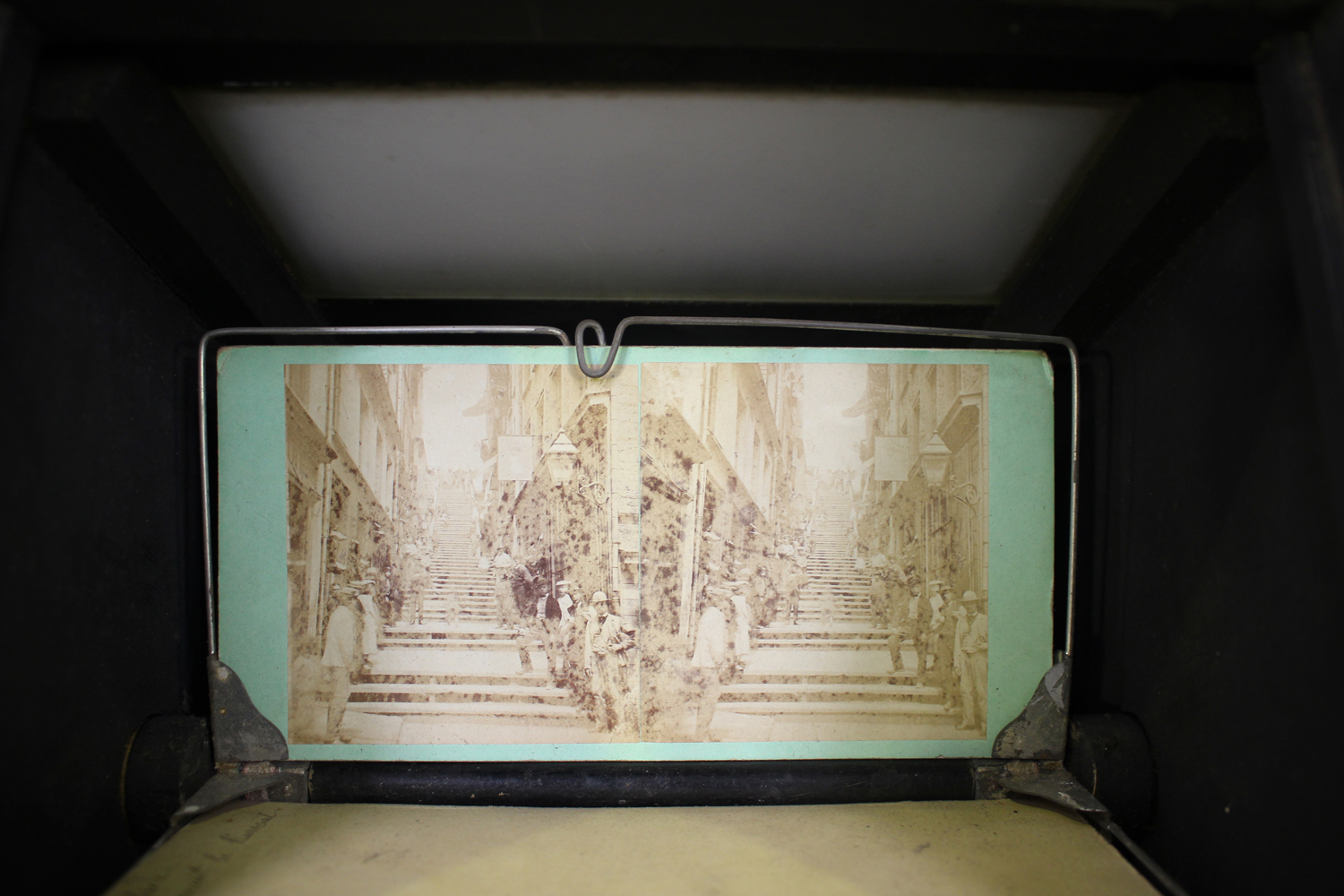 A late Victorian Aesthetic Movement ebonized stereoscopic viewer, containing a collection of mixed - Image 3 of 12