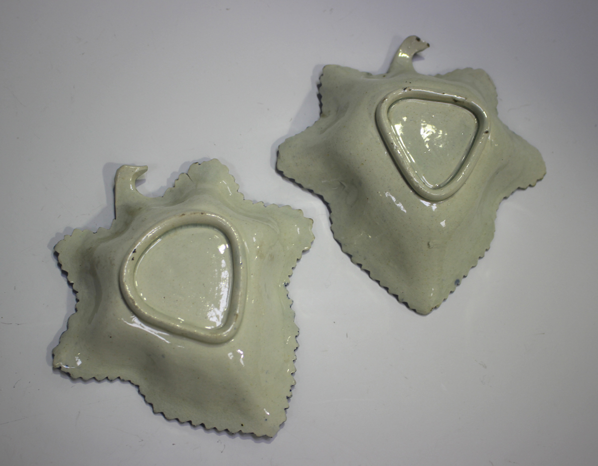 A pair of pearlware leaf shaped pickle dishes, late 18th/early 19th century, length 13.4cm, - Image 11 of 12