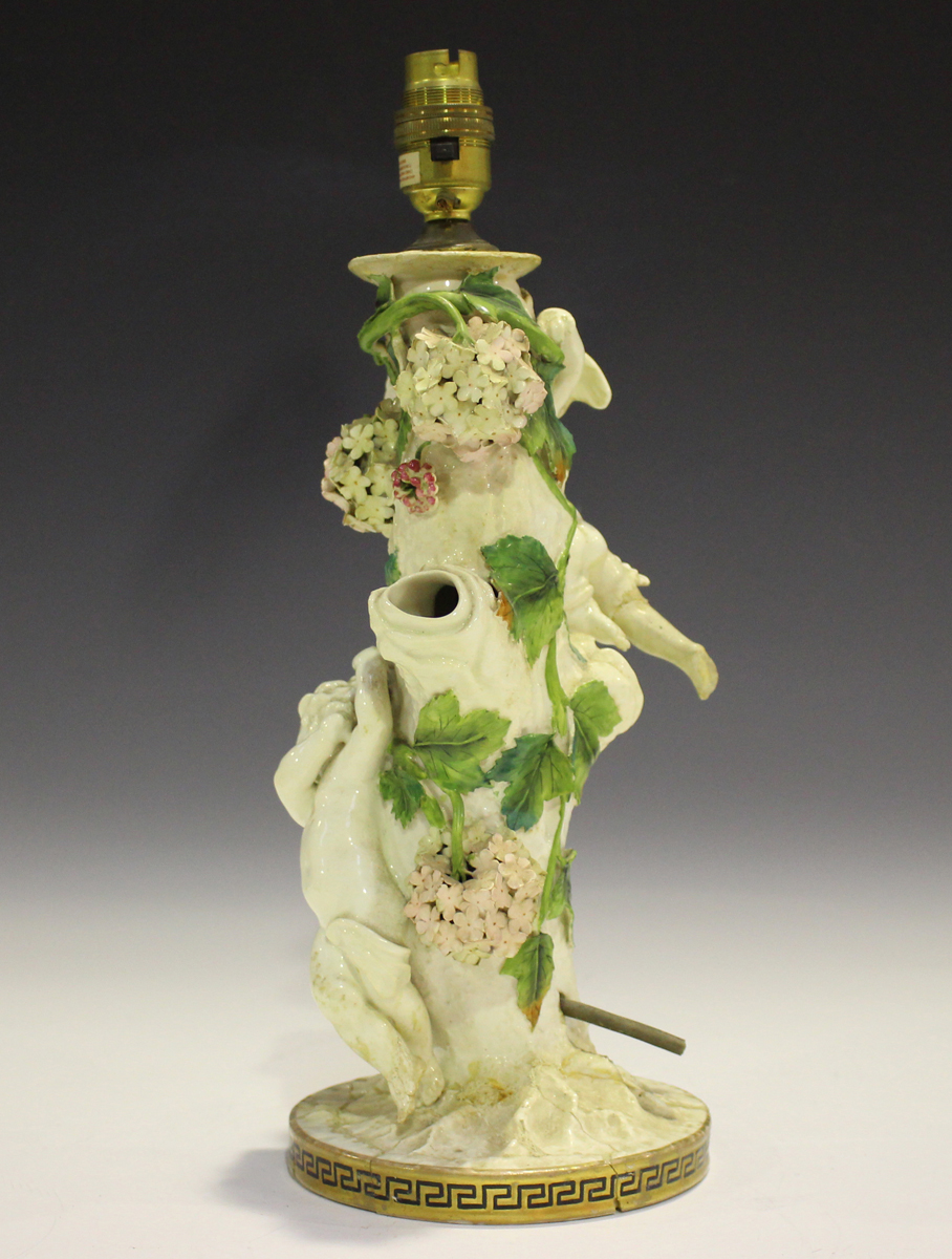 A Moore Brothers oil lamp, late 19th century, the trunk stem applied with four putti and entwined - Image 15 of 17