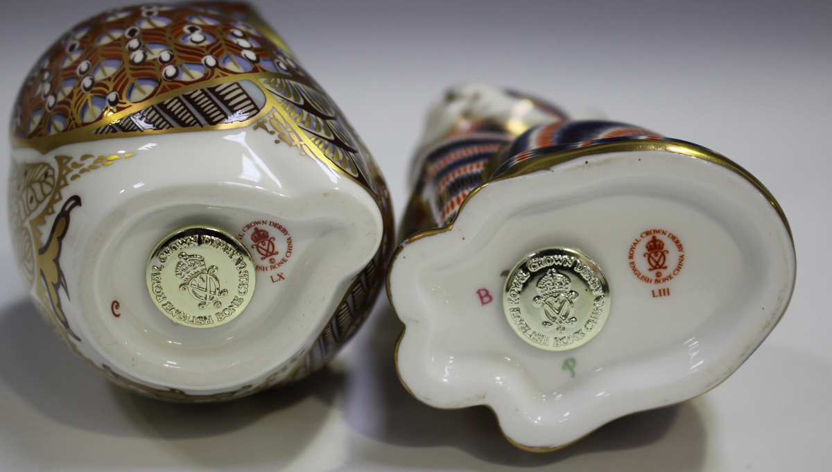 Six Royal Crown Derby Imari paperweights, comprising Siamese Cat and Kitten, Cat, Barn Owl, Hen - Image 3 of 4