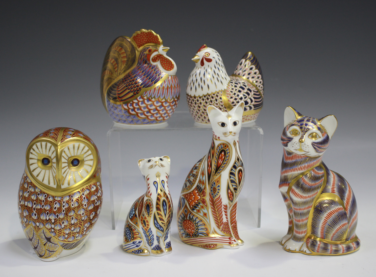 Six Royal Crown Derby Imari paperweights, comprising Siamese Cat and Kitten, Cat, Barn Owl, Hen