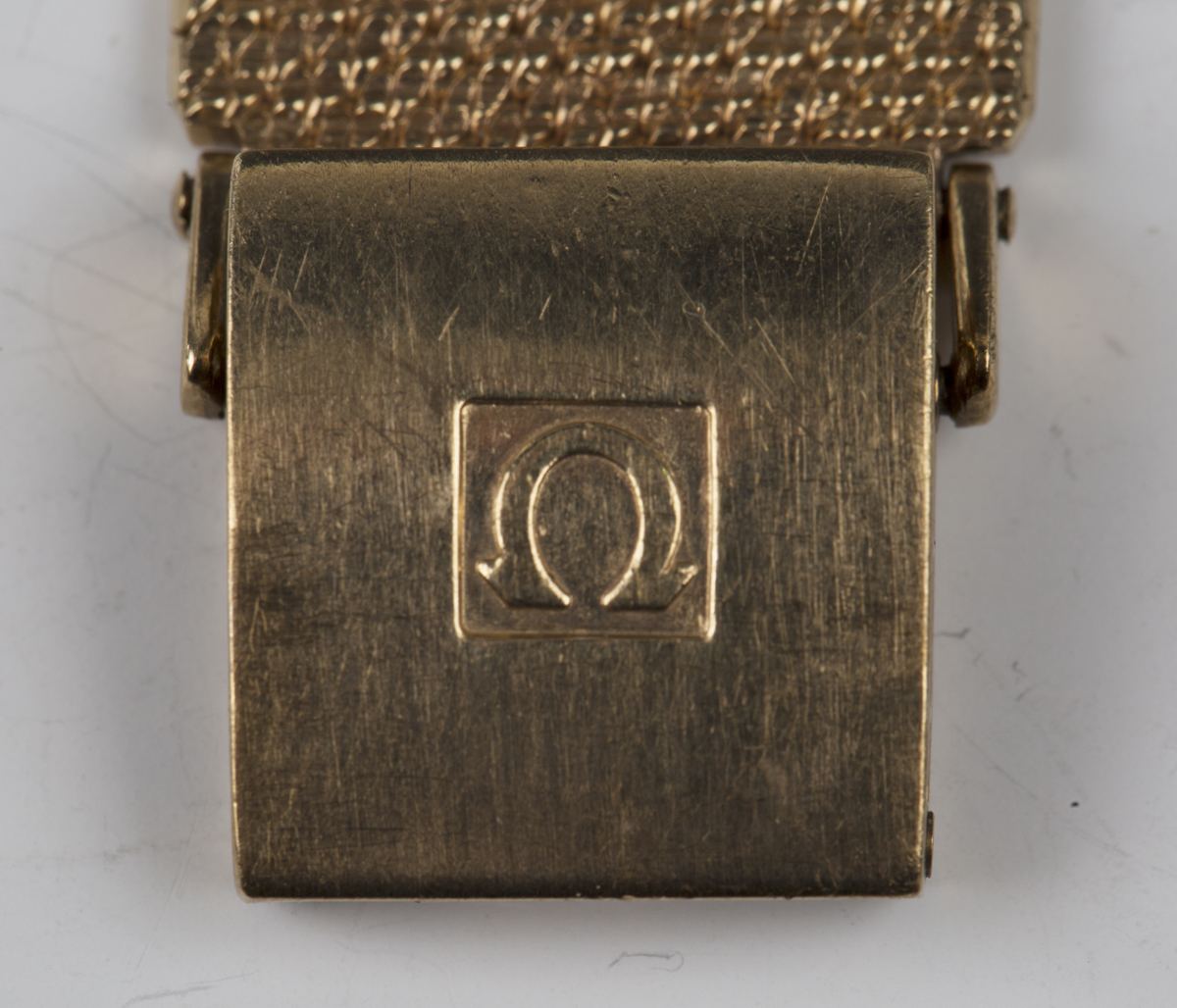 An Omega Automatic 9ct gold gentleman's bracelet wristwatch, the movement numbered '36226056' - Image 3 of 8