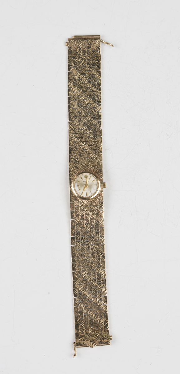 A Rolex Precision 9ct gold cased lady's bracelet wristwatch with signed jewelled movement, the - Image 3 of 7