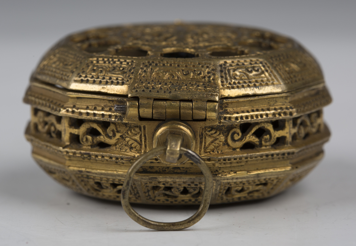 A rare late 16th/early 17th century German gilt brass pocket watch case, probably Augsburg or - Image 2 of 8