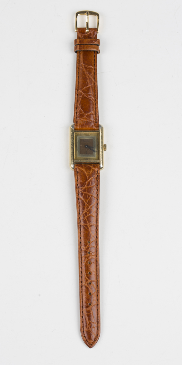 A Cartier Must de Cartier Tank Vermeil silver gilt lady's wristwatch with manual movement and signed - Image 2 of 4