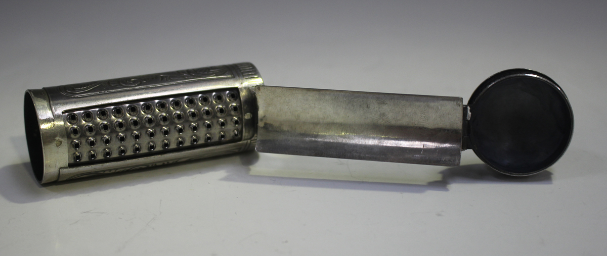 A late 20th century Dutch silver nutmeg grater of cylindrical form with domed hinged lid and - Image 5 of 5