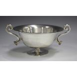 An Italian Pampaloni .925 silver footed bowl of flared form with hammered decoration flanked by