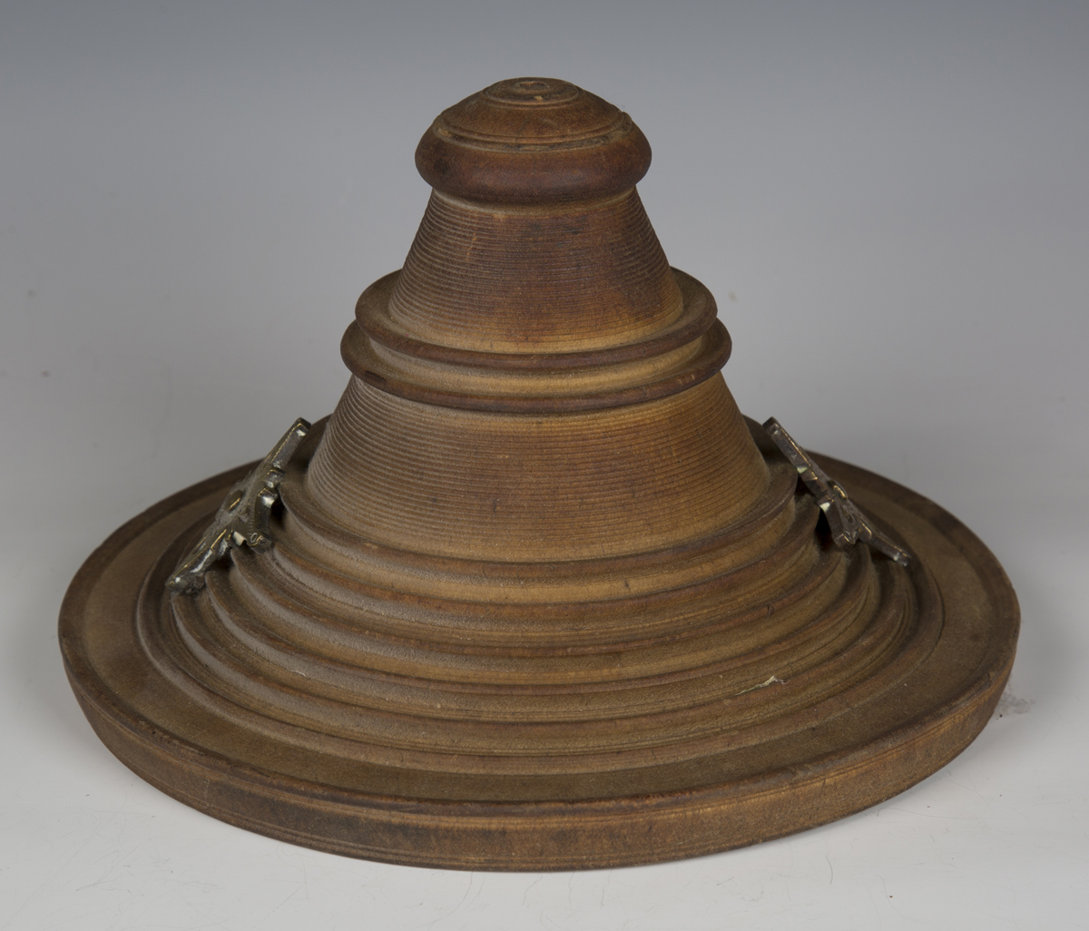 A late 19th century Omani rhinoceros hide buckler of circular shaped umbonate form with applied - Image 5 of 5