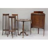 A 20th century George III style mahogany piecrust wine table, height 74cm, diameter 69cm, together