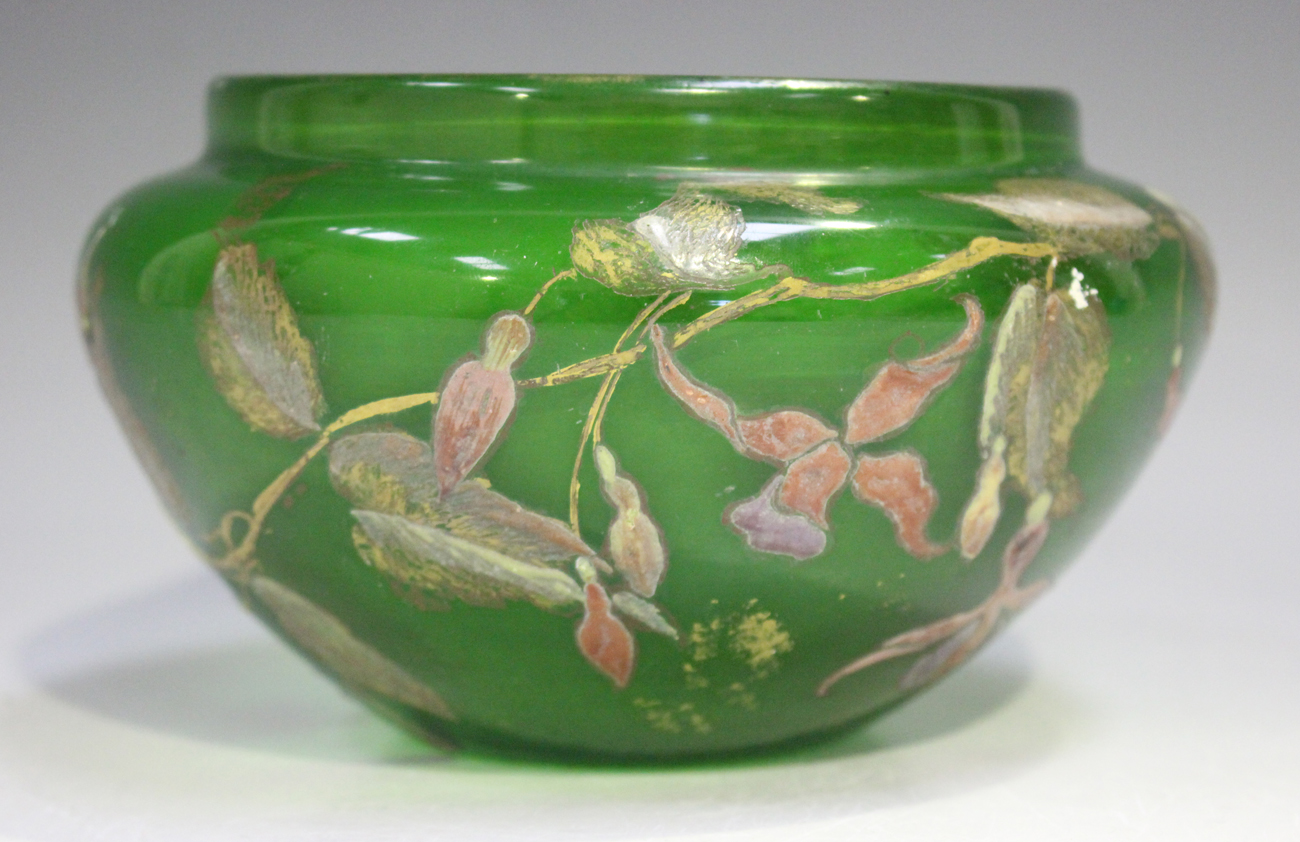 A Cristallerie de Gallé emerald green glass bowl, circa 1900, designed by Emile Gallé, decorated - Image 5 of 5