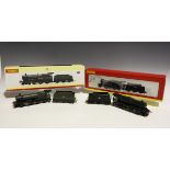 Four Hornby gauge OO locomotives and tenders, comprising R.2153B Class 2800 locomotive 2839, GWR,