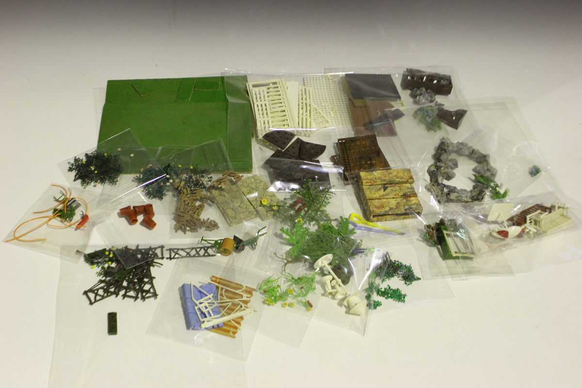A collection of various Britains plastic figures and accessories, including farm, garden, - Image 2 of 10