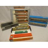 Lima OO gauge - TGV 4-part locomotive car set in original box with one additional section;