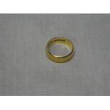 A good quality 22ct gold wedding band
