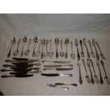 A selection of good quality Wellner 100/50 table cutlery including dessert spoons, table forks,