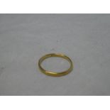 A 22ct gold wedding band