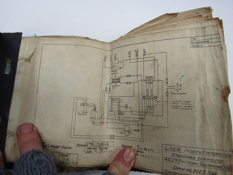 An LNER/NER signal maintance technicians pocket book of signalling drawings 1930 - 1939 - Image 2 of 2