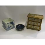 A gilt three drawer jewellery box,