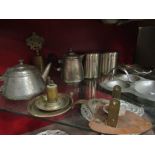 Assorted metal wares including hammered pewter,