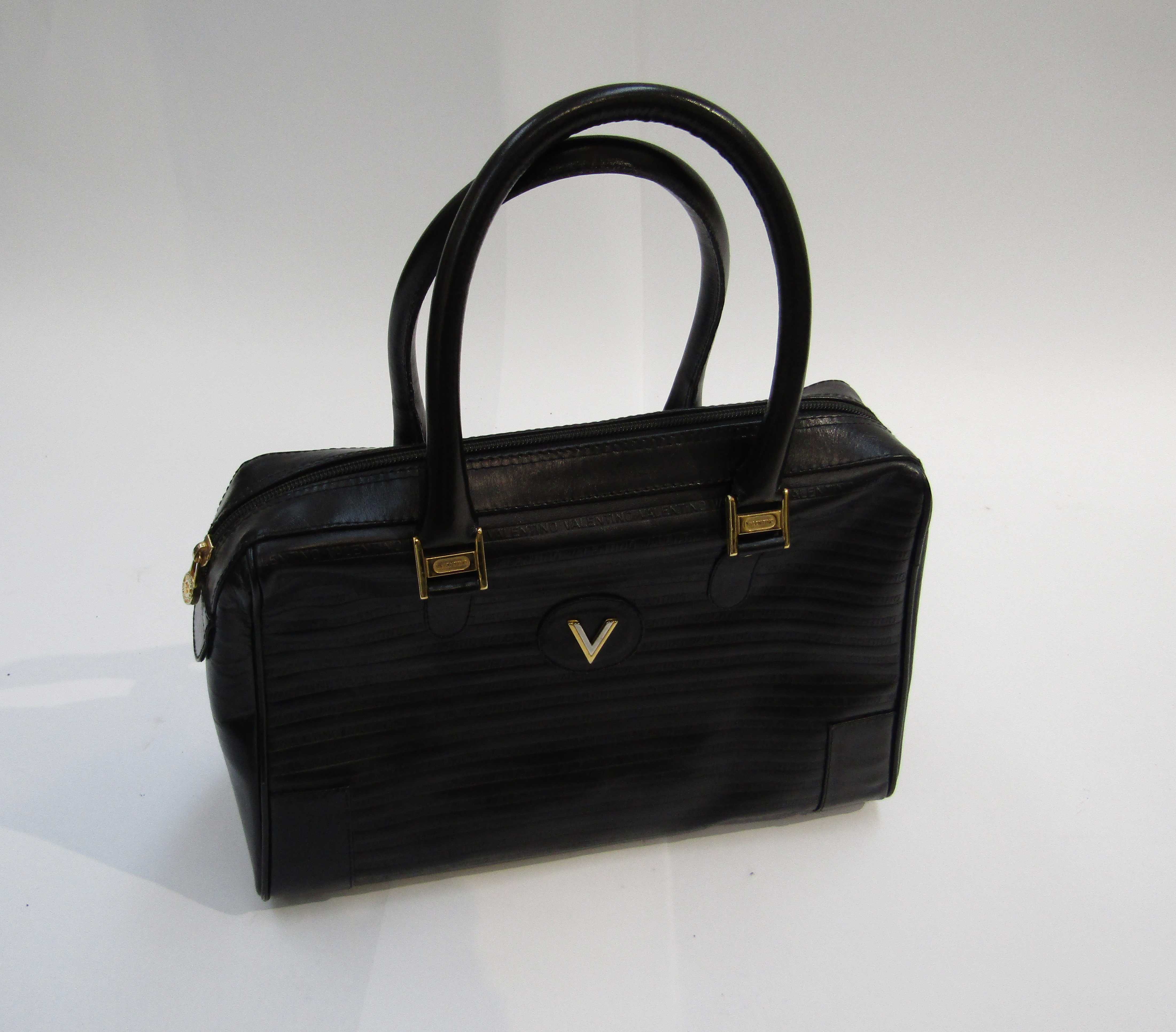 VALENTINO black leather soft body handbag. - Image 6 of 12