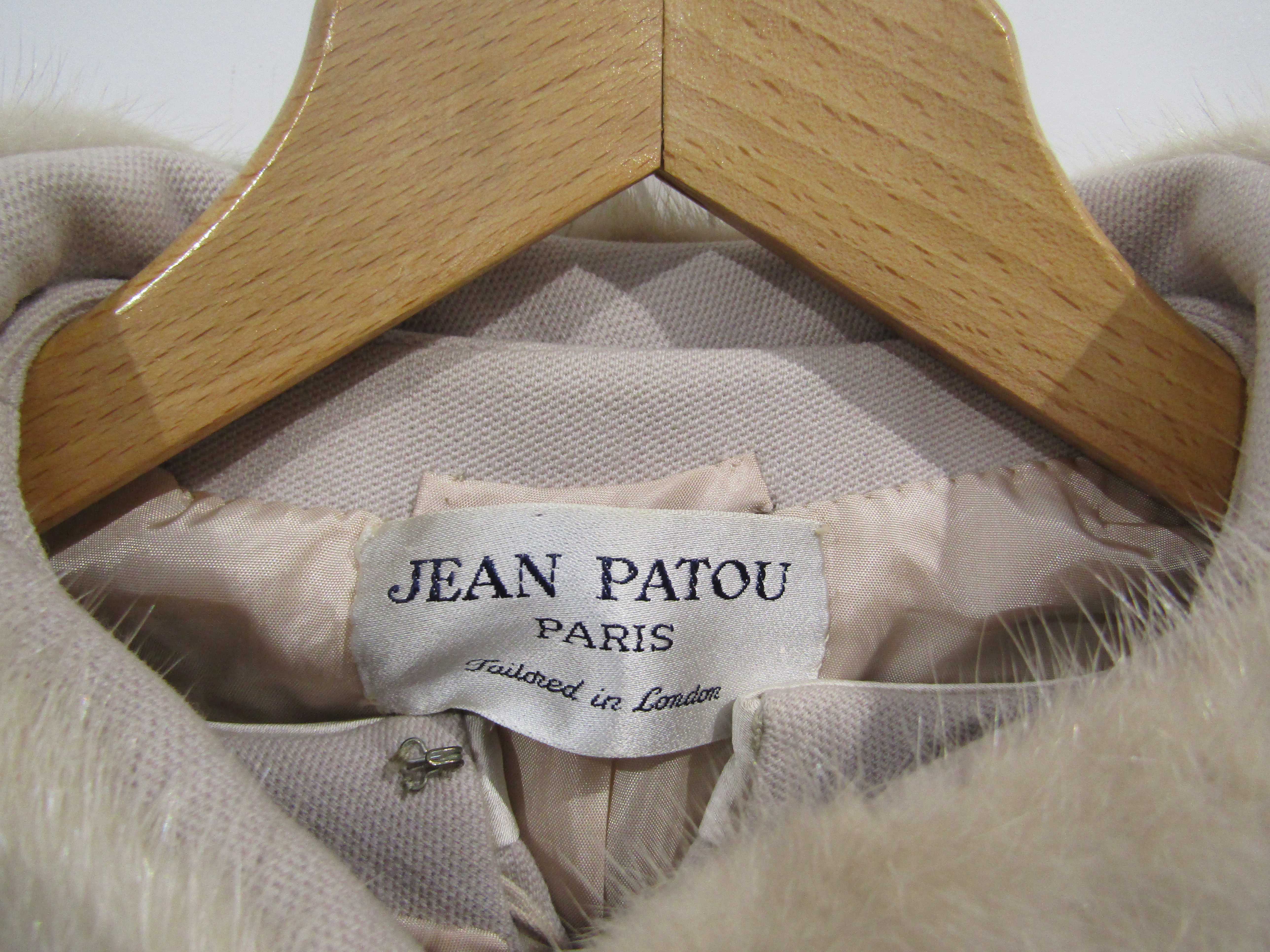 Jean Patou Paris classic light beige wool two piece dress and jacket suit, - Image 8 of 10