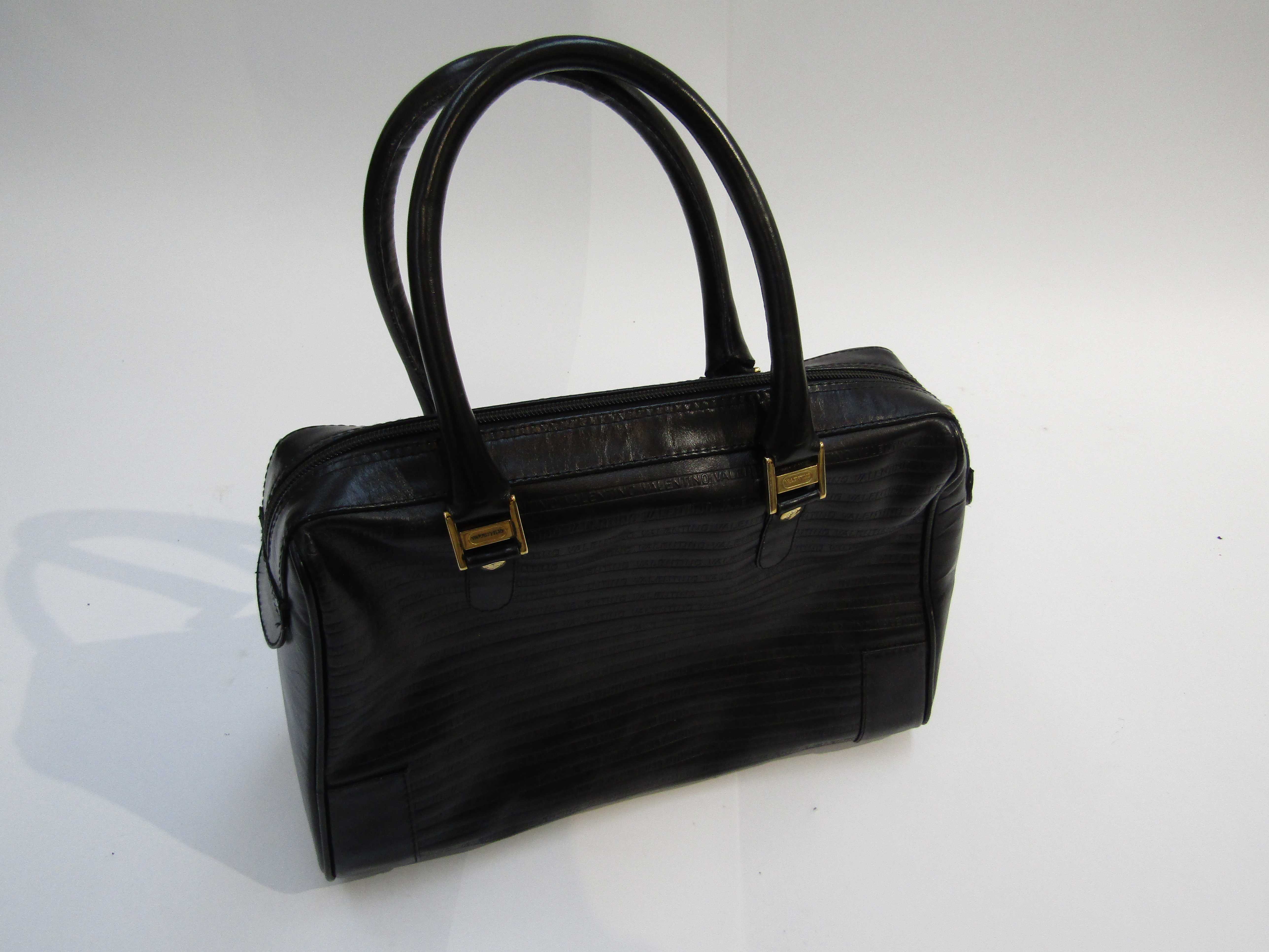 VALENTINO black leather soft body handbag. - Image 7 of 12