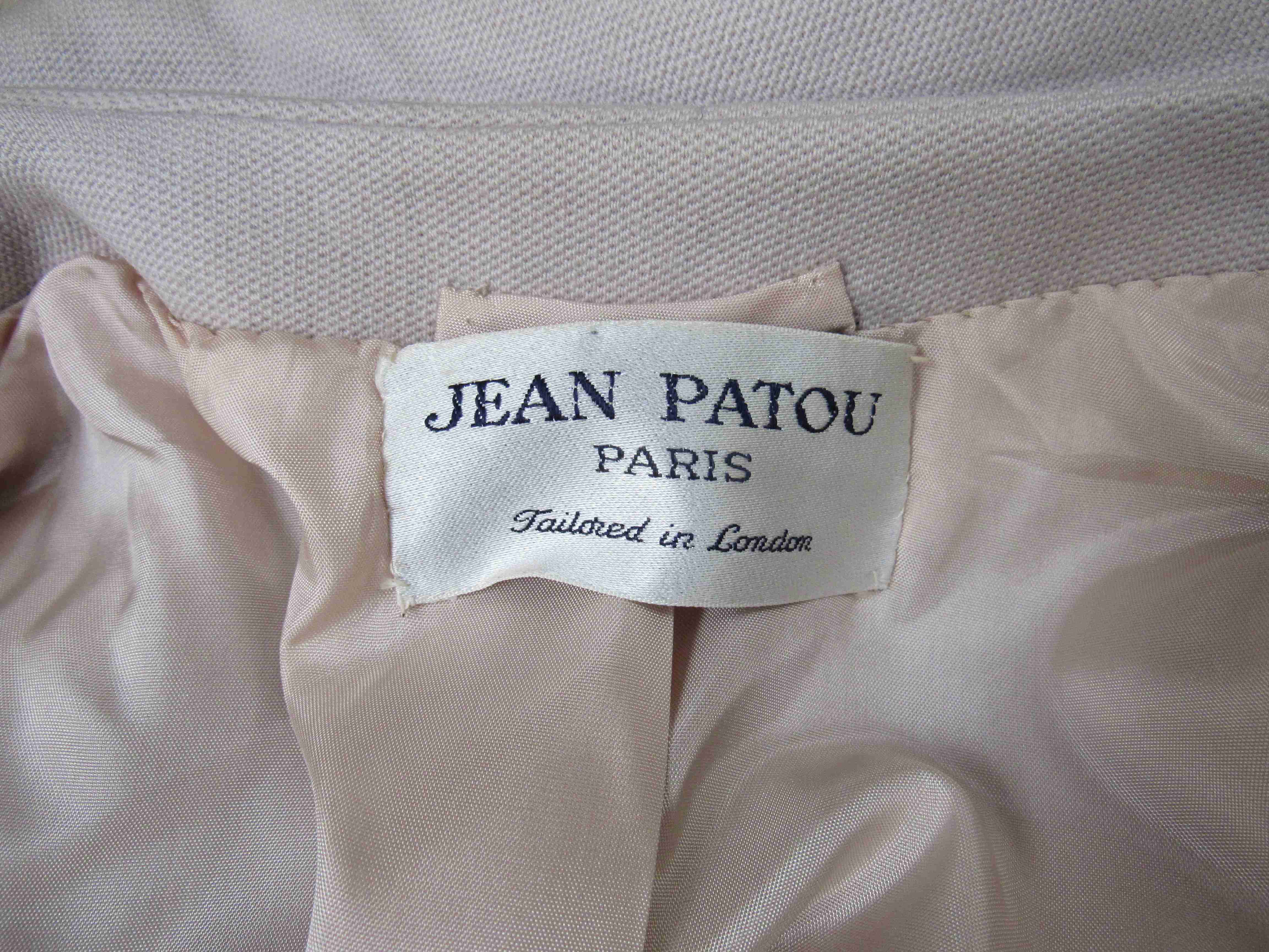 Jean Patou Paris classic light beige wool two piece dress and jacket suit, - Image 3 of 10