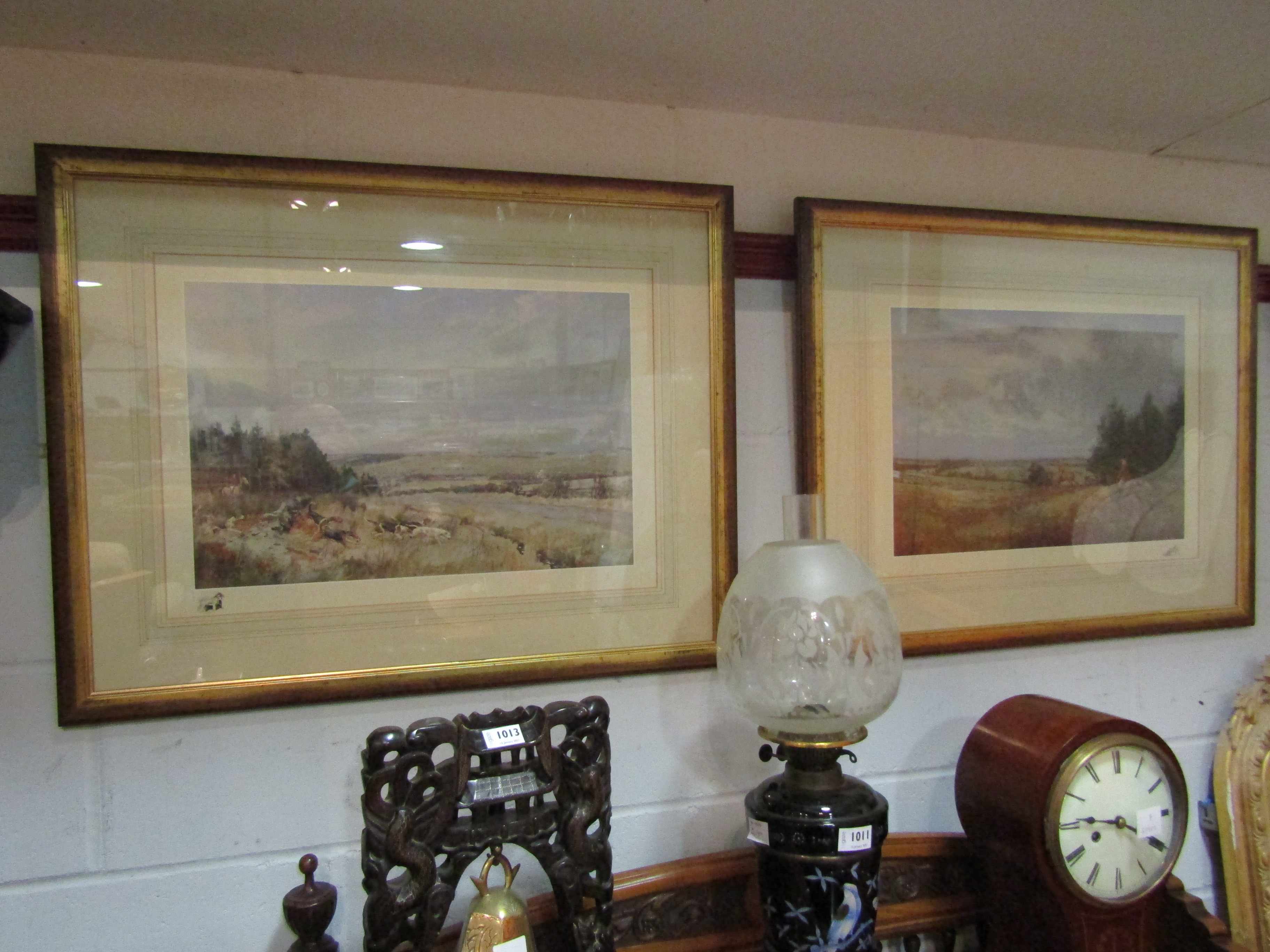 A pair of Edwards lithographs depicting hunting scenes, 36x 49cm,