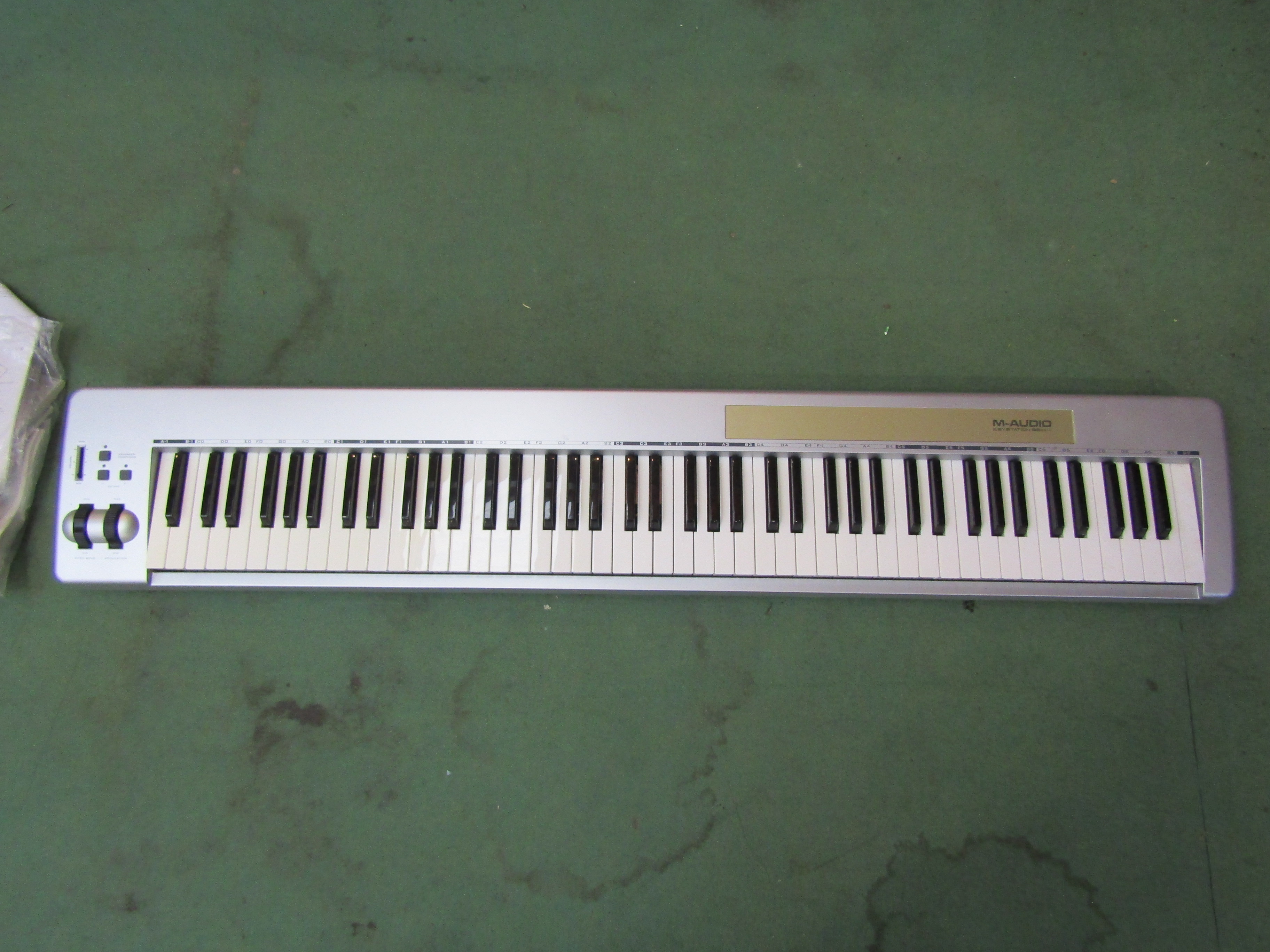 An M-Audio Keystation 88 USB/MIDI keyboard controller