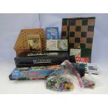 Mixed board games including Thunderbirds, Chinese Chequers,