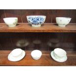 Five 18th/19th Century tea bowls and two saucers, some a/f,