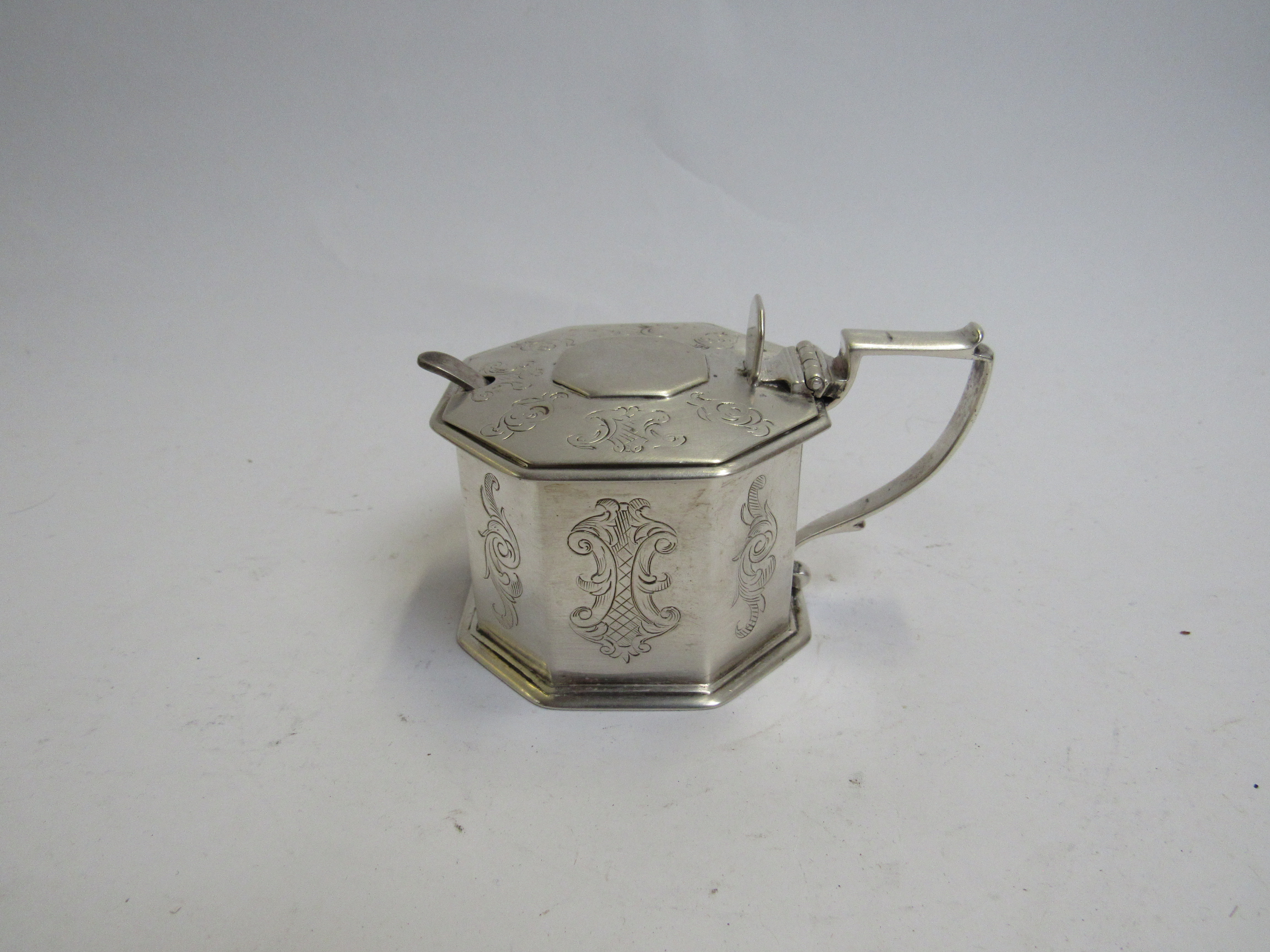 A Victorian silver mustard pot of large proportions, octagonal form with engraved panels, - Image 2 of 4