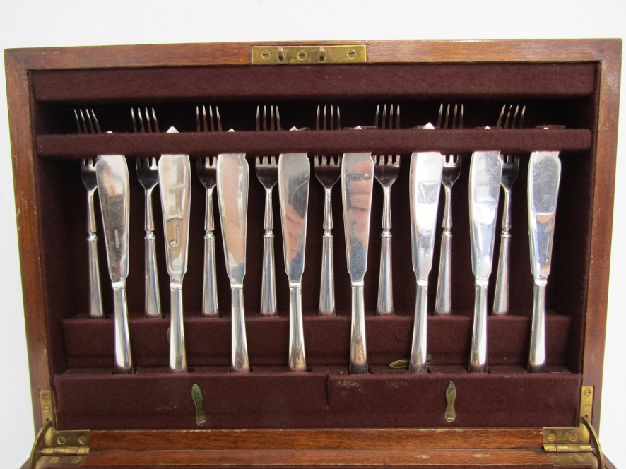 A 1930's canteen of Elkington electroplated cutlery, - Image 2 of 6