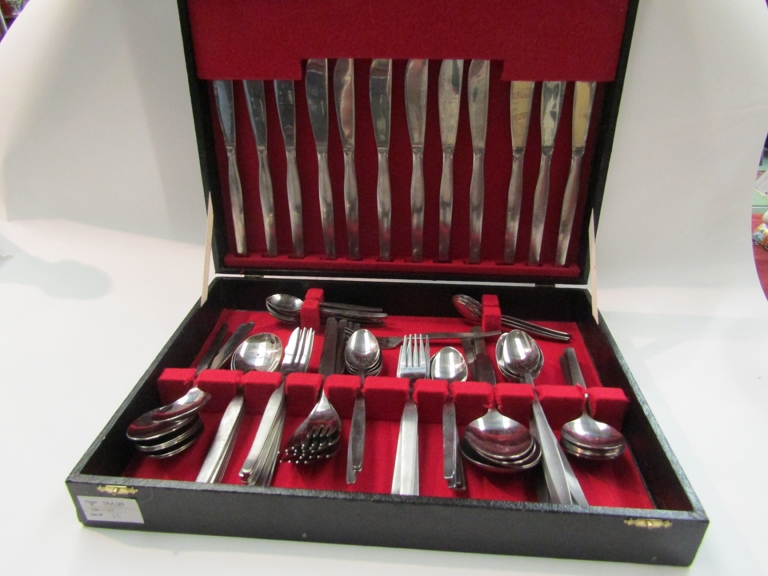 A case of Viners Korea Profile cutlery