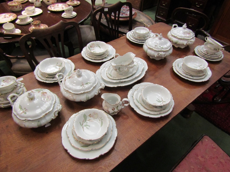 A magnolia "Sylvia" dinner service by Hutschenreuther